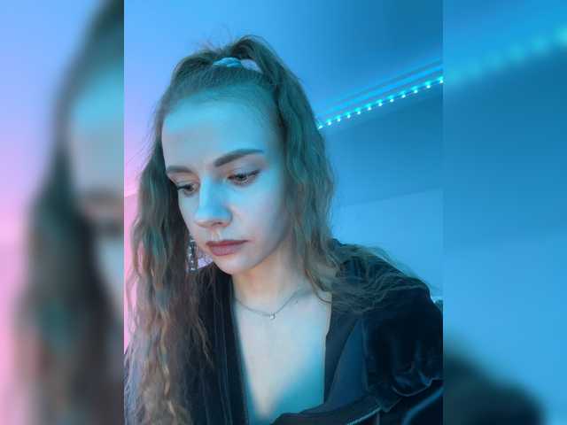 -VikkiL0vesCheese-