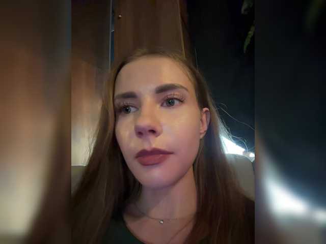 -VikkiL0vesCheese- live cam on BongaCams