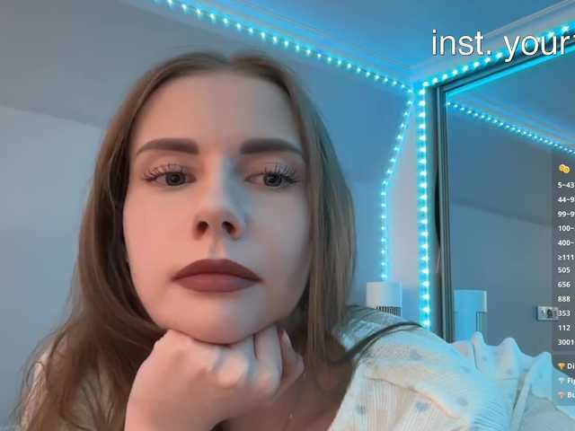 -VikkiL0vesCheese- live cam on BongaCams