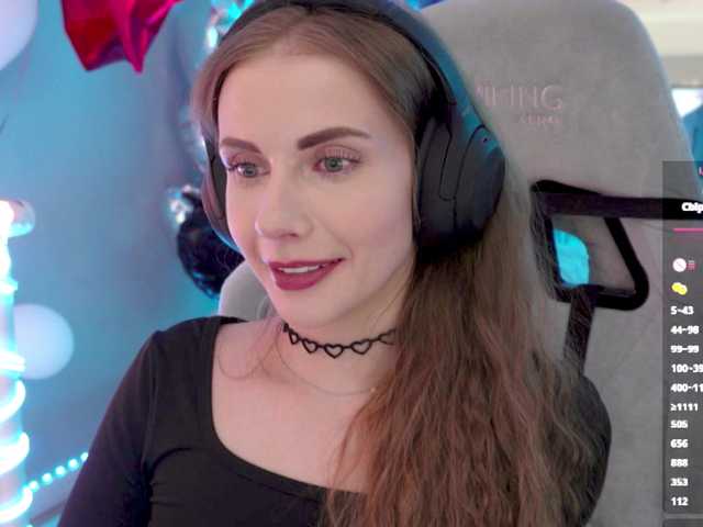 VikkiExtraCheese