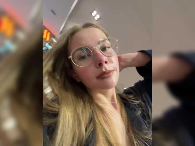 go to chat with VikkiExtraCheese