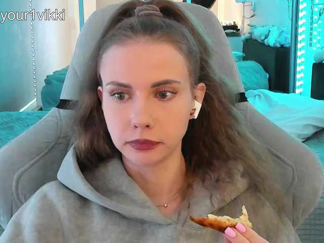 VikkiExtraCheese