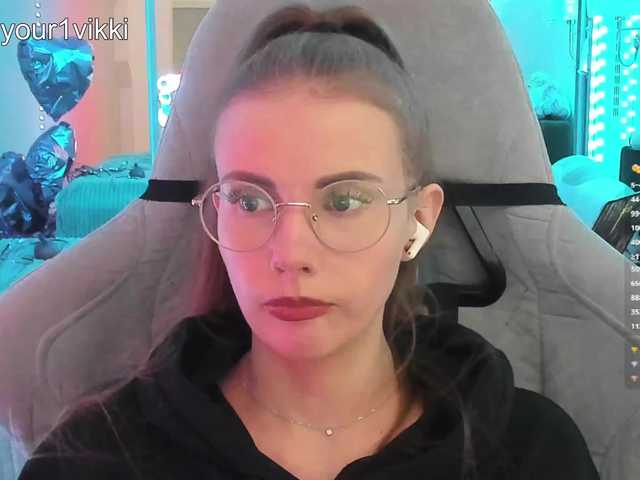 -VikkiL0vesCheese- live cam on BongaCams