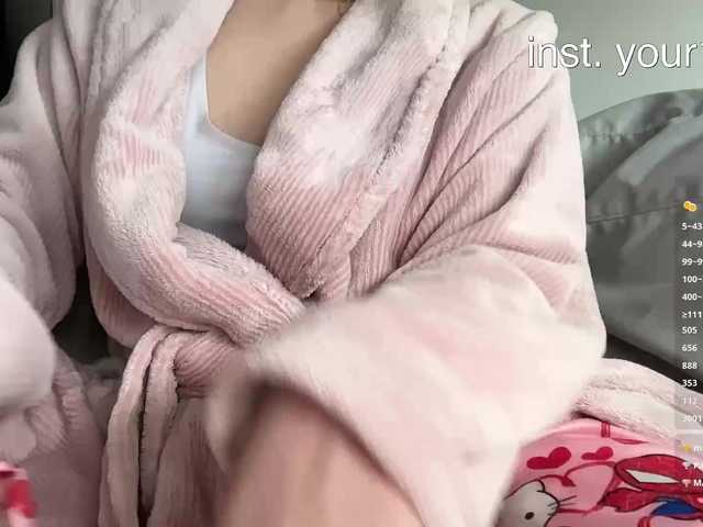 -VikkiL0vesCheese- live cam on BongaCams