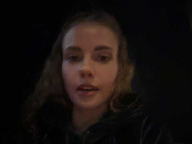 -VikkiL0vesCheese-