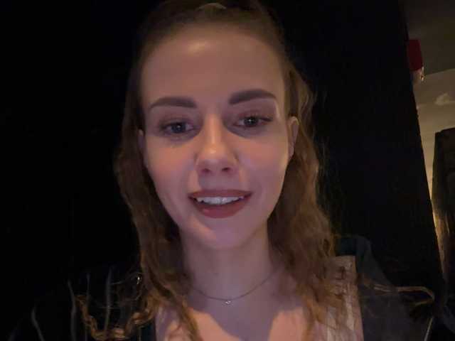 -VikkiL0vesCheese-