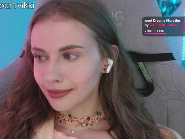 -VikkiL0vesCheese-