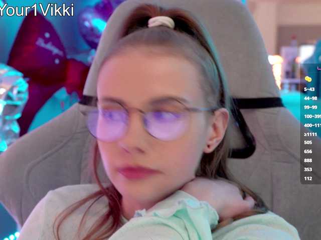 -VikkiL0vesCheese- live cam on BongaCams