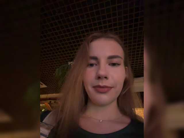 -VikkiL0vesCheese-