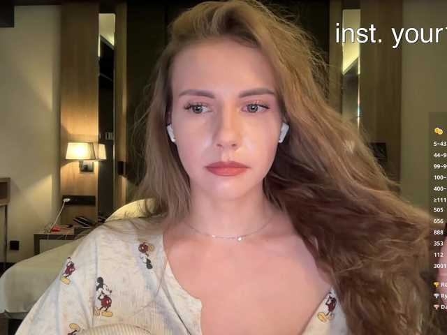 -VikkiL0vesCheese-