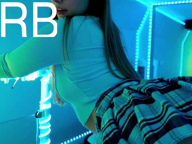 -VikkiL0vesCheese- live cam on BongaCams
