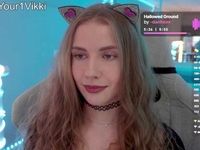 -VikkiL0vesCheese- live cam on BongaCams