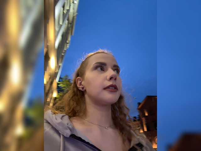 -VikkiL0vesCheese- live cam on BongaCams