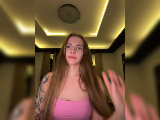 -VikkiL0vesCheese- live cam on BongaCams