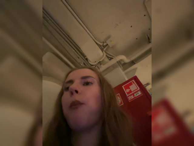 VikkiExtraCheese live webcam show