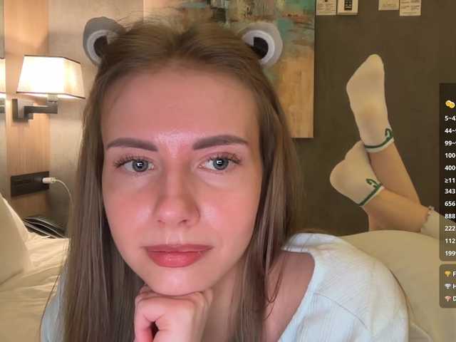 -VikkiL0vesCheese- live cam