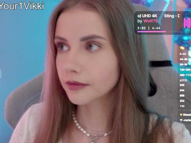 -VikkiL0vesCheese- live cam on BongaCams