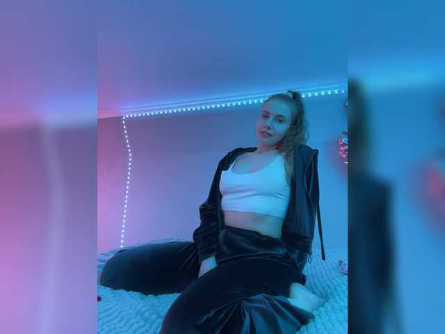 VikkiExtraCheese