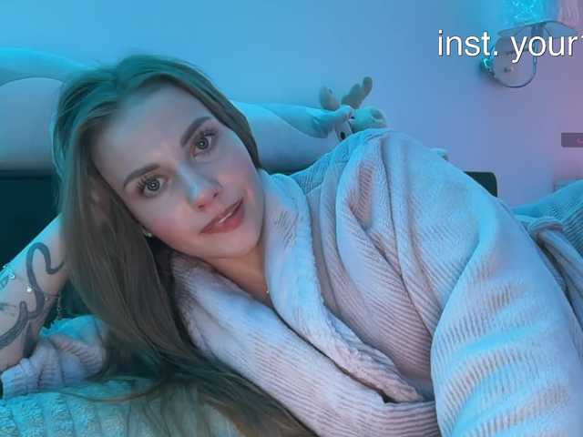 -VikkiL0vesCheese-