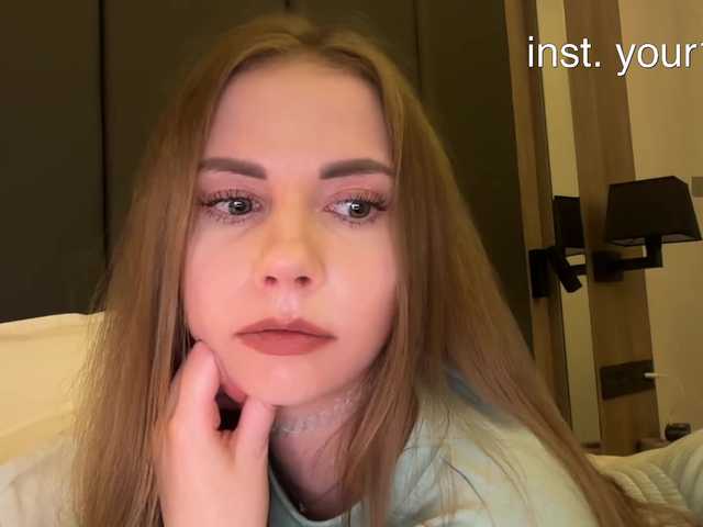 -VikkiL0vesCheese- live cam on BongaCams