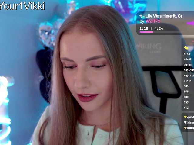 -VikkiL0vesCheese- live cam on BongaCams