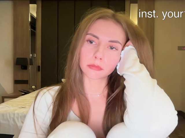 -VikkiL0vesCheese- live cam on BongaCams