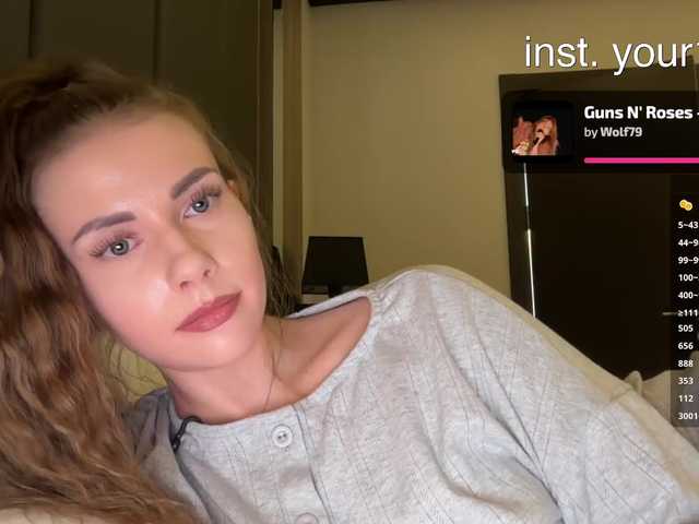 -VikkiL0vesCheese-