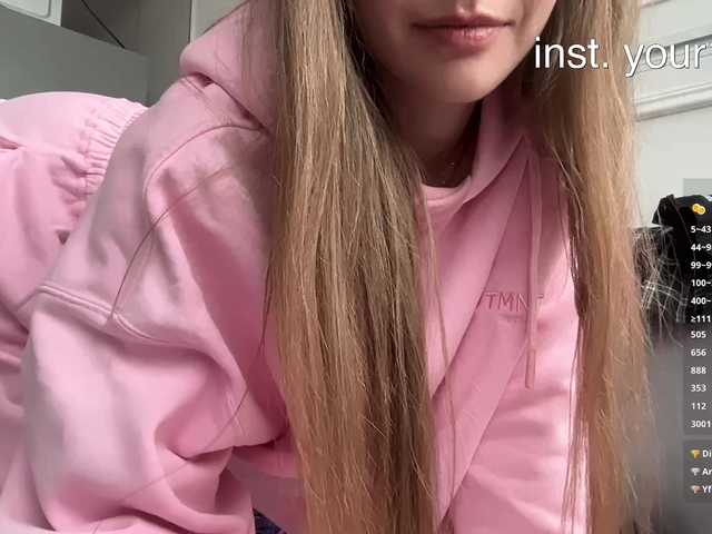 -VikkiL0vesCheese- live webcam show