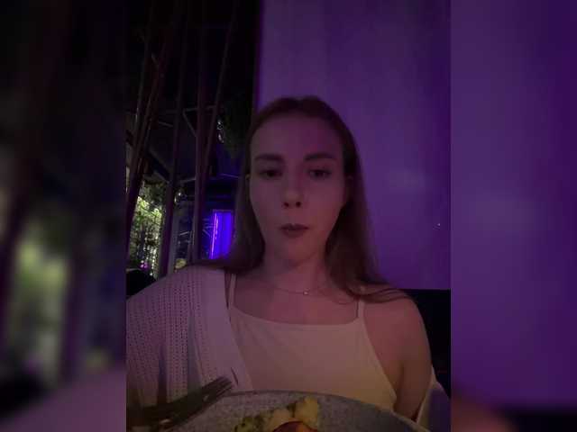 VikkiExtraCheese