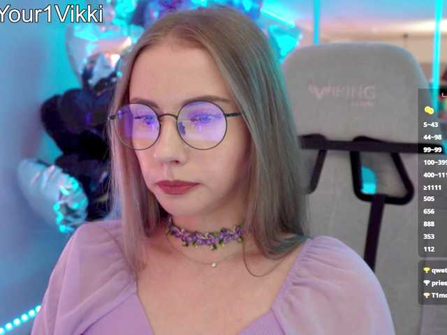 -VikkiL0vesCheese- live cam on BongaCams
