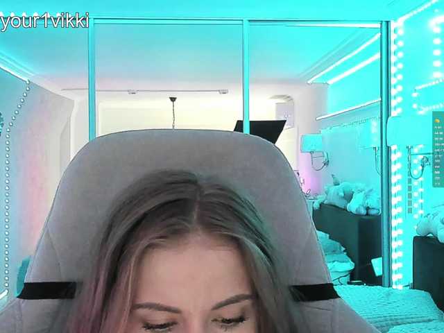 -VikkiL0vesCheese-