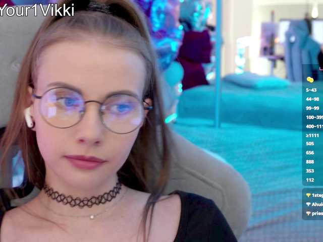 -VikkiL0vesCheese- live cam on BongaCams