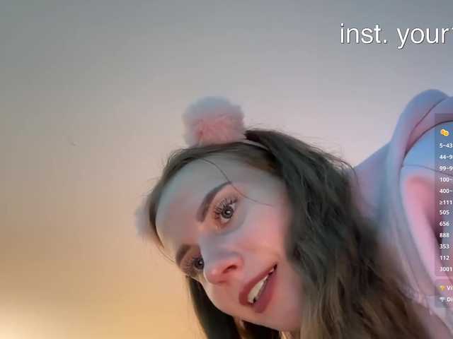 -VikkiL0vesCheese-
