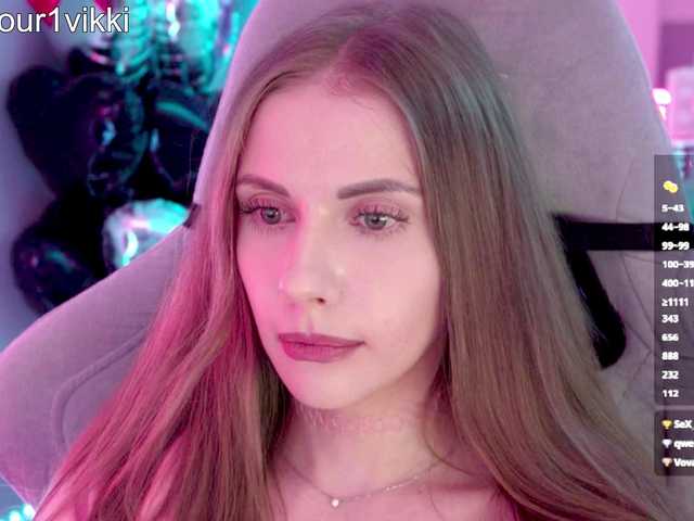 -VikkiL0vesCheese-