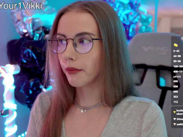 -VikkiL0vesCheese- live cam on BongaCams