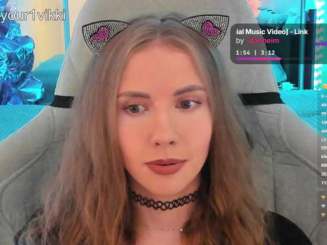 -VikkiL0vesCheese- live webcam show