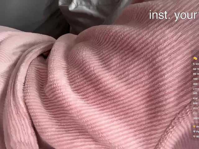 -VikkiL0vesCheese- live cam on BongaCams