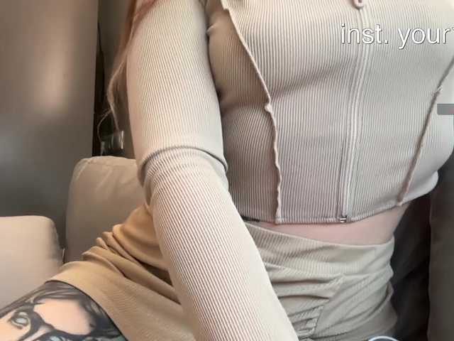 -VikkiL0vesCheese-