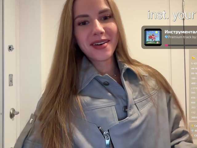 VikkiExtraCheese