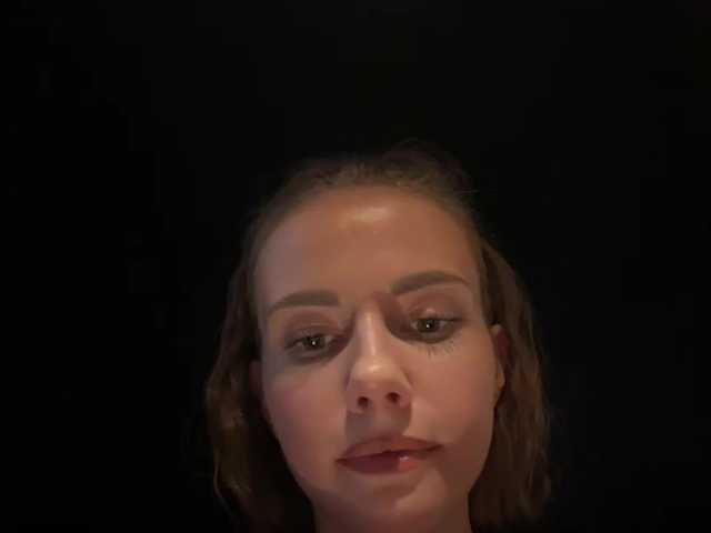 go to chat with VikkiExtraCheese