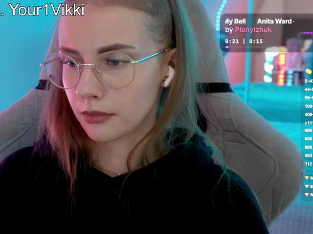 VikkiExtraCheese