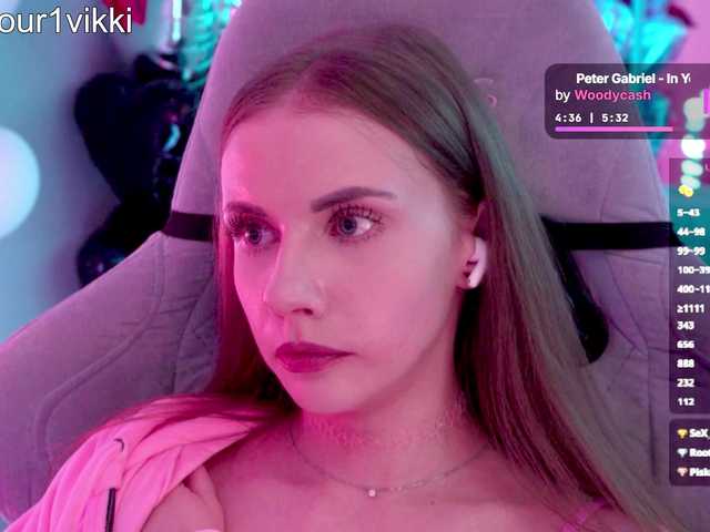 -VikkiL0vesCheese-
