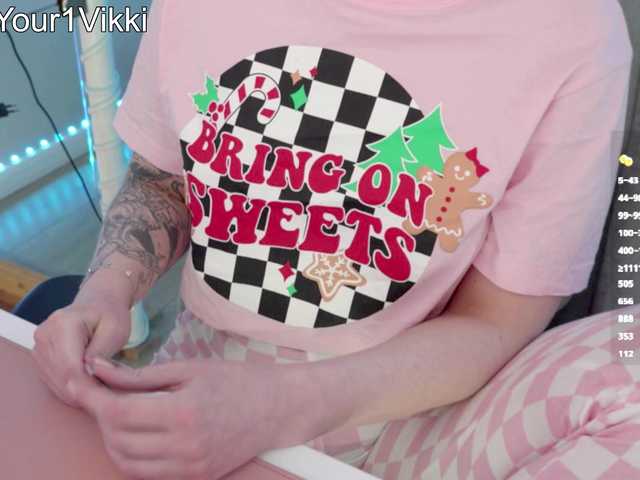 VikkiExtraCheese live webcam show