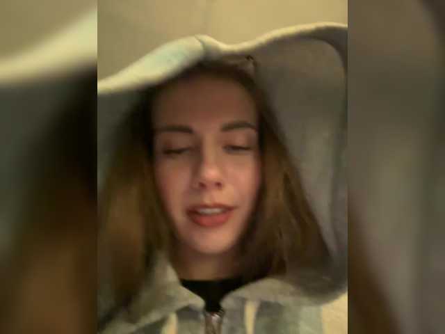 VikkiExtraCheese live webcam show