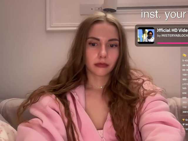 VikkiExtraCheese
