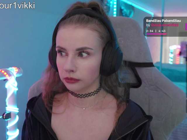 -VikkiL0vesCheese-