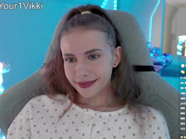 -VikkiL0vesCheese- live webcam show