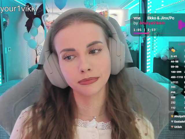 -VikkiL0vesCheese-