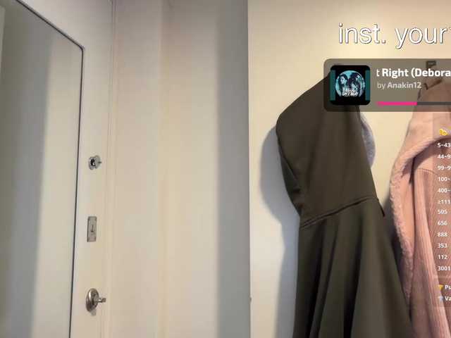 VikkiExtraCheese