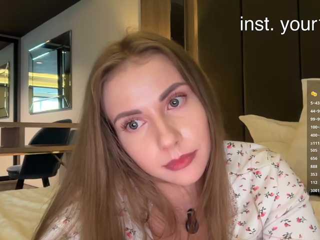 VikkiExtraCheese
